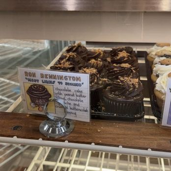 Molly's Cupcakes - The Ron Bennington - Bakeries Near Me - New York, New York Molly's Cupcakes - The Ron Bennington - Bakeries Near Me - New York, New York