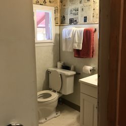 Pony Canyon Motel - Bathroom