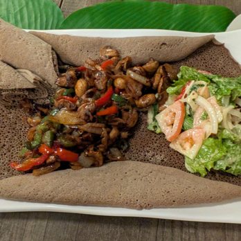 La Vegan - Mushroom tibs - Vegan Near Me - Toronto, Ontario La Vegan - Mushroom tibs - Vegan Near Me - Toronto, Ontario