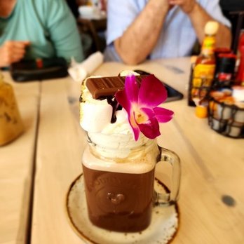 Fairview Farmers - Linda's hot chocolate - Breakfast & Brunch Near Me - Fairview, Texas