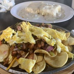 Bo's Breakfast and Bar-B-Q - Breakfast Skillet