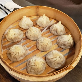Mama Dough - Pork meat xiao long bao (10) - Chinese Near Me - Kent, Washington