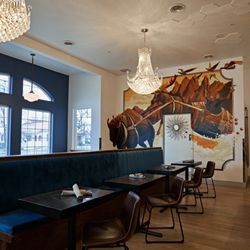 Craft Lounge - Caldwell - Main dining room seating