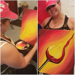 Dianett's Art Lounge & Gallery - SIP & PAINT