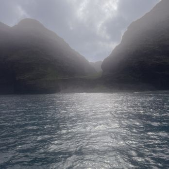 Snorkel Bob's Kapaa - Mountain, sea - Snorkeling Near Me - Kapaa, Hawaii