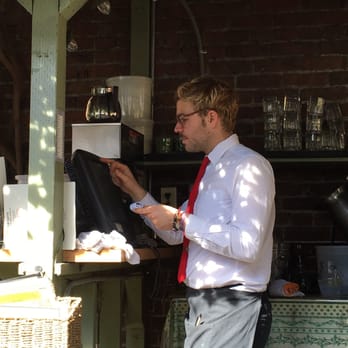 La Note - This is the waiter provided the worst service ever. - French Near Me - Berkeley, California La Note - This is the waiter provided the worst service ever. - French Near Me - Berkeley, California