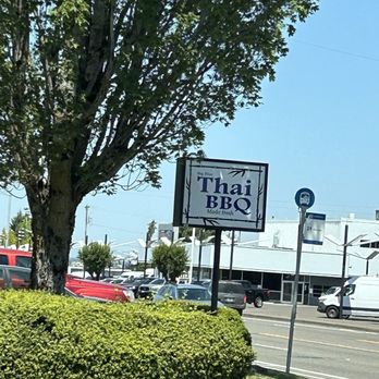 Big Blue Thai BBQ - Thai Near Me - Salem, Oregon