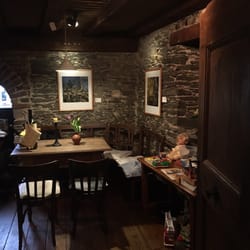 Historische Weinwirtschaft - Cozy dining room