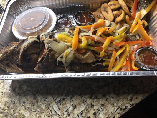 Tracxx Grill and Lounge by null