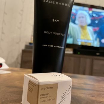 Pretty Well Beauty - 2 epic products I bought from Jazmin Alvarez - Cosmetics & Beauty Supply Near Me - New York, New York Pretty Well Beauty - 2 epic products I bought from Jazmin Alvarez - Cosmetics & Beauty Supply Near Me - New York, New York