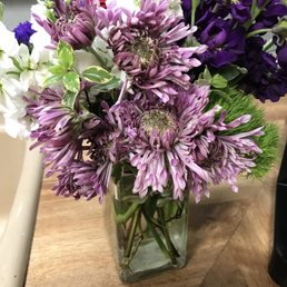 Dead flowers in an $80 bouquet Dead flowers in an $80 bouquet