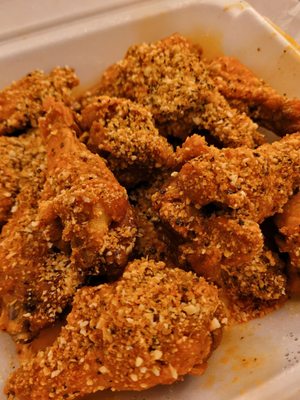 Pluckers Wing Bar by null