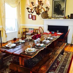 Chaplin Hill Bed & Breakfast - Dining Room