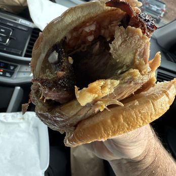 Boulevard Barbeque - Look at that! Piled high and soooo good!!! - Barbeque Near Me - Morganton, North Carolina