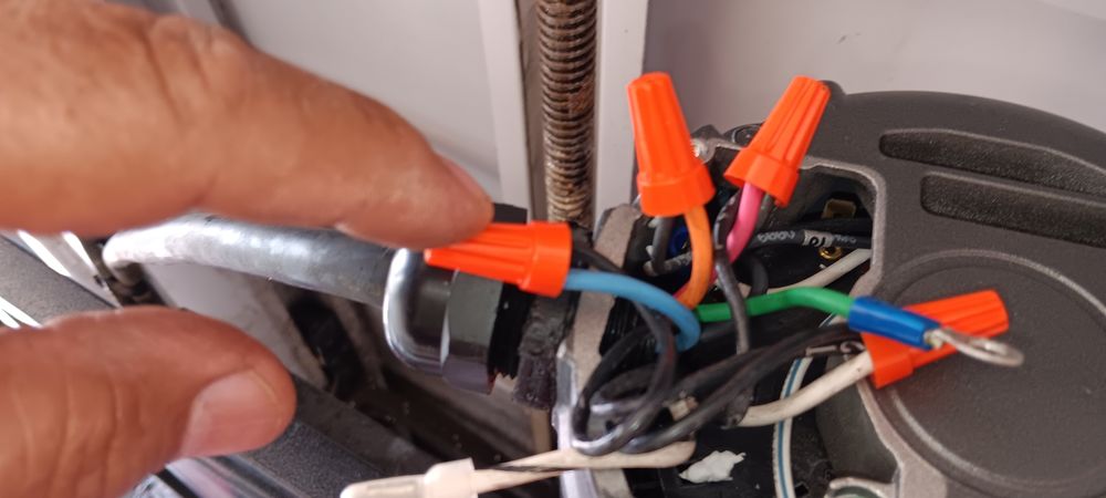 Slide of Faz Electrical