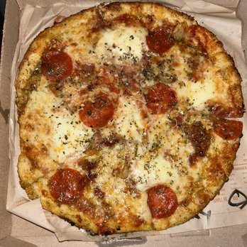 Blaze Pizza - Blaze pizza Build Your Own Pizza (11-inch) - Salad Near Me - Tracy, California