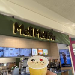 Café Meli Mellow - Passionfruit ade w/ strawberry popping boba