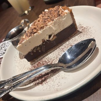 Culinary Dropout - Mississippi Mud Pie - New American Near Me - Omaha, Nebraska Culinary Dropout - Mississippi Mud Pie - New American Near Me - Omaha, Nebraska