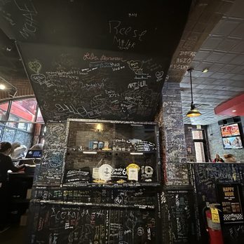 Gino's East - Magnificent Mile - Pizza Near Me - Chicago, Illinois Gino's East - Magnificent Mile - Pizza Near Me - Chicago, Illinois