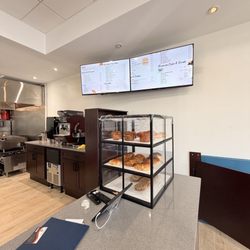 Bagel Mart & Cafe