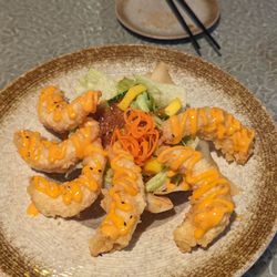 Akindo Sushi Bistro - Mango Prawn Salad - a must try!!!