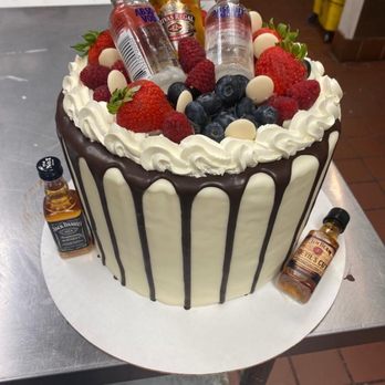 Simit & Poacha - Birthday Cake - Bakeries Near Me - Houston, Texas Simit & Poacha - Birthday Cake - Bakeries Near Me - Houston, Texas