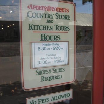 Liberty Orchards - Note the store and tour hours posted on the front door. - Candy Stores Near Me - Cashmere, Washington Liberty Orchards - Note the store and tour hours posted on the front door. - Candy Stores Near Me - Cashmere, Washington