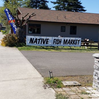 Brigham Fish Market - Seafood Markets Near Me - Cascade Locks, Oregon