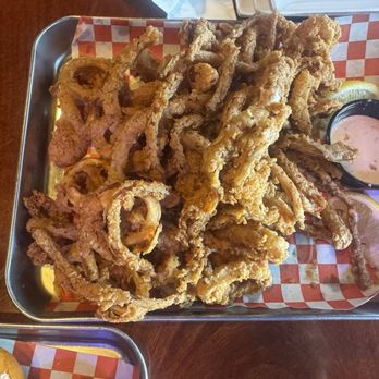 Antioch Taphouse - Crispy Calamari - Burgers Near Me - Antioch, California