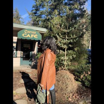 Carver Cafe - Twilight Vibes to the fullest - Delis Near Me - Damascus, Oregon