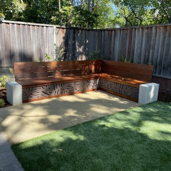 Total Landscape - IPE bench on concrete - Landscaping Near Me Total Landscape - IPE bench on concrete - Landscaping Near Me