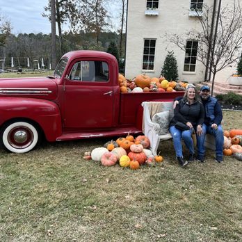 80 Acre Market - Public Markets Near Me - Gilmer, Texas