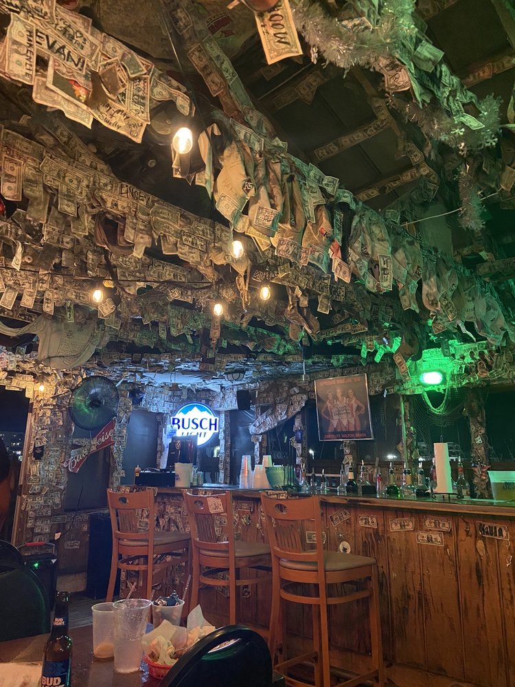 Boathouse Oyster Bar and Grill
