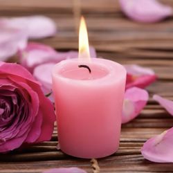 Siren Salon & Spa - PINK ROSES & CANDLES
