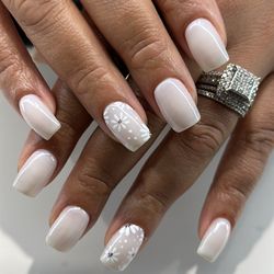 Suave's Nails - Clean milky white luminary