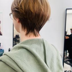 Hairdoctors Specialty Salons - Country Walk - "IN LOVE with this fresh halo-like cut  

Styled by Raiza"