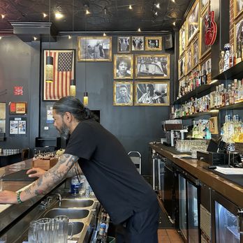 Horn Barbecue - Bar view of paintings - Barbeque Near Me - Oakland, California