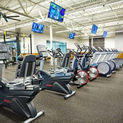 Gold's Gym