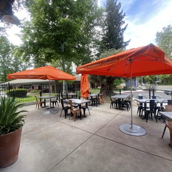 The Melt - Outside seating area - Burgers Near Me - Sacramento, California
