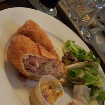 Paddy's Loft - Irish spring rolls. - Irish Near Me - Massapequa, New York