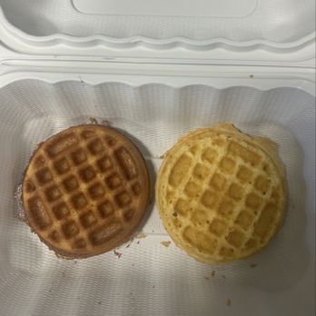 Nekter Juice Bar - The waffle on the right is how it's supposed to look. The one on the left is what they gave me - Juice Bars & Smoothies Near Me - Sacramento, California