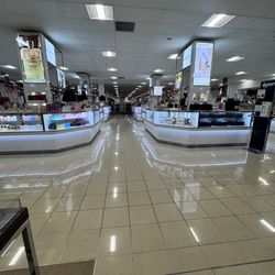 Boscov's - Fragrance and jewelry