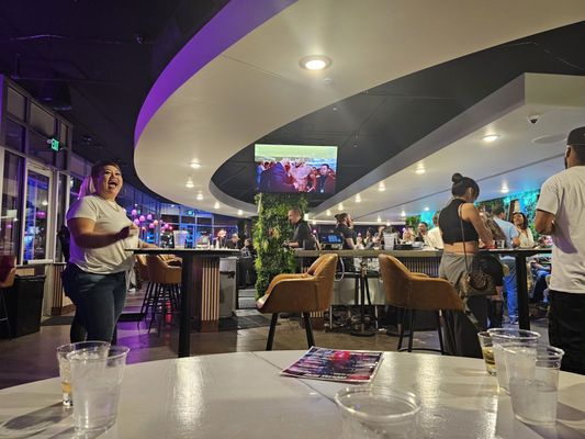 4Play Kitchen & Cocktails by null