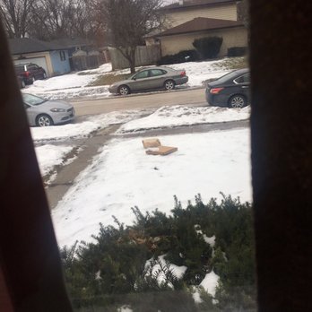 Geno Nottolini's Pizza - Returned pizza thrown on my lawn by a delivery man!!!!! - Pizza Near Me - Elgin, Illinois