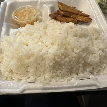 Sr Marie Restaurant Fall River - Coconut rice with plantains and pikliz - Haitian Near Me - Fall River, Massachusetts