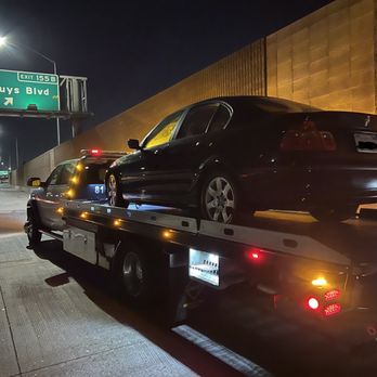 Alpine Towing - Freeway towing - Roadside Assistance Near Me