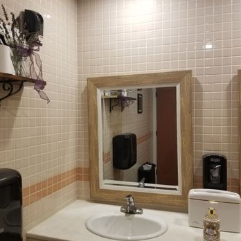 King City Grill - Lovely ladies room! - American Near Me - King City, California King City Grill - Lovely ladies room! - American Near Me - King City, California
