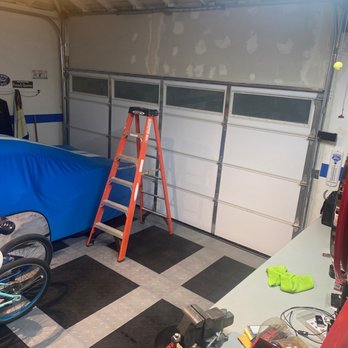 Dyer's Garage Doors - Garage Door Services Near Me