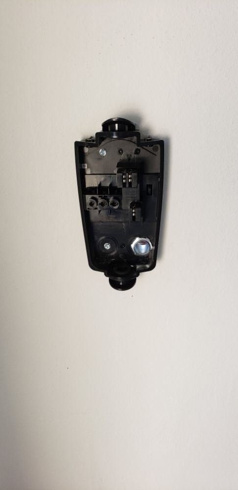 Slide of Bayless Electric