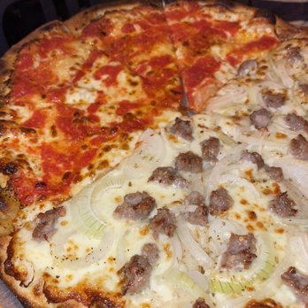 Arturo's - Italian Near Me - New York, New York